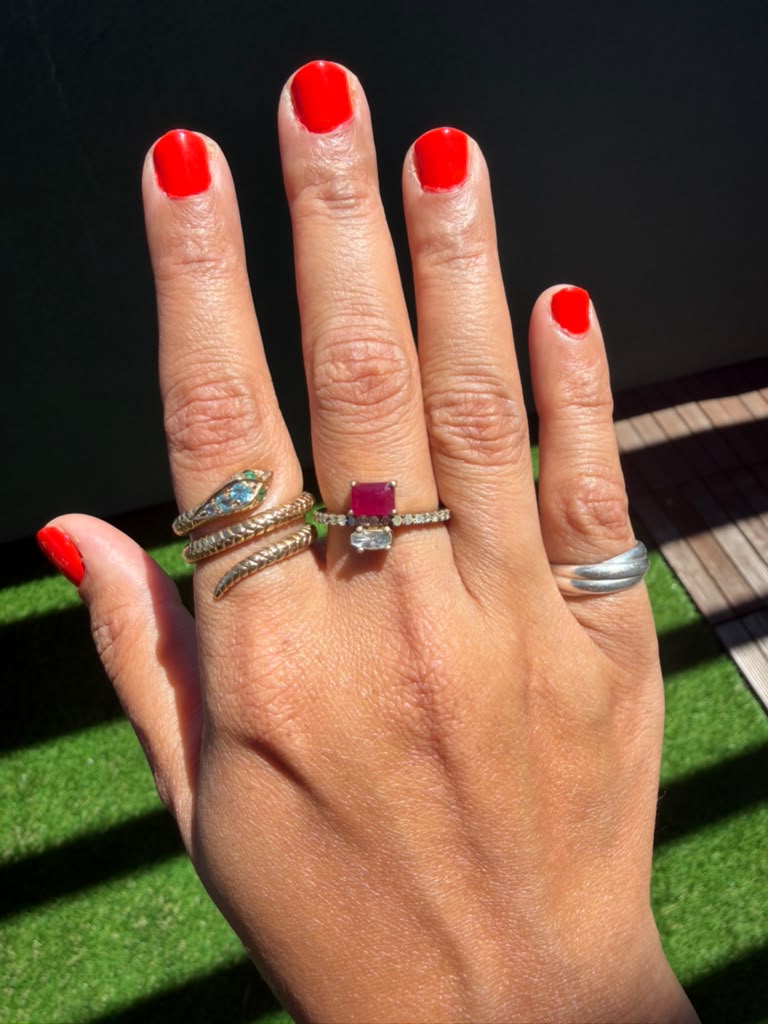 Raja Rani Ruby & Diamond Toi et Moi Ring